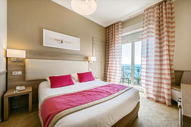 vakantie-naar-Royal Westminster Hotel-mei 2025