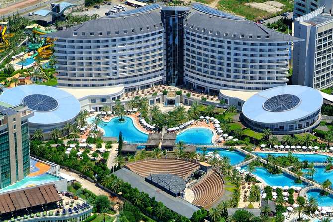 vakantie-naar-Royal Wings Hotel-mei 2025