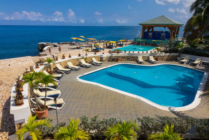 vakantie-naar-Samsara Cliffs Hotel-mei 2025