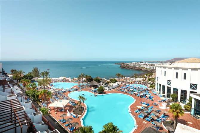 vakantie-naar-Sandos Papagayo Beach Resort-mei 2025