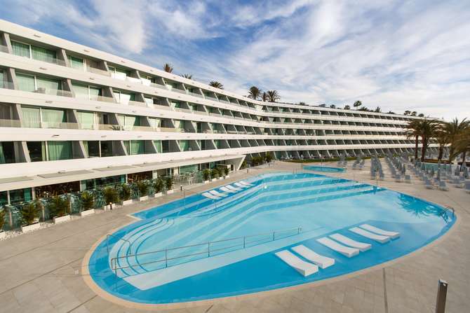 vakantie-naar-Santa Monica Suites Hotel-mei 2024