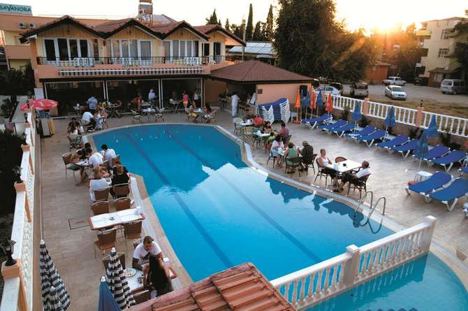 vakantie-naar-Sayanora Hotel Park-mei 2025