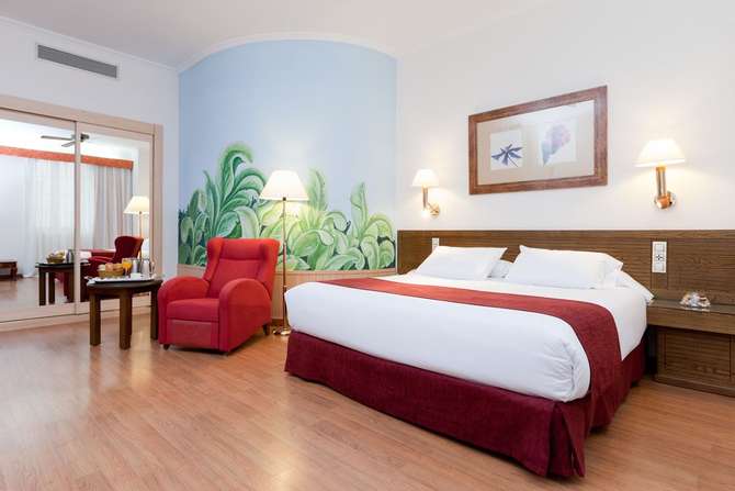 vakantie-naar-Senator Cadiz Spa Hotel-mei 2025