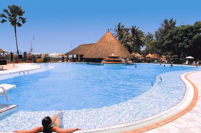 vakantie-naar-Senegambia Beach Hotel-april 2024
