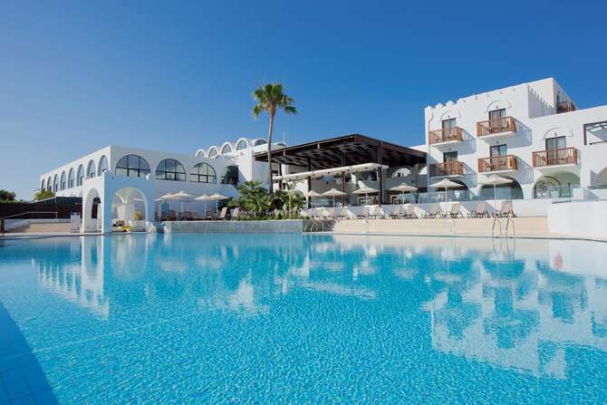 vakantie-naar-Sensimar Oceanis Beach Spa Resort-mei 2024