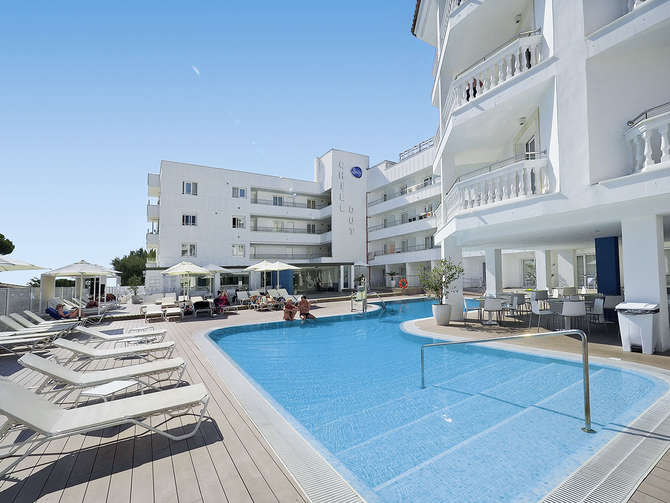 vakantie-naar-Sensity Chillout Triton Beach-mei 2025