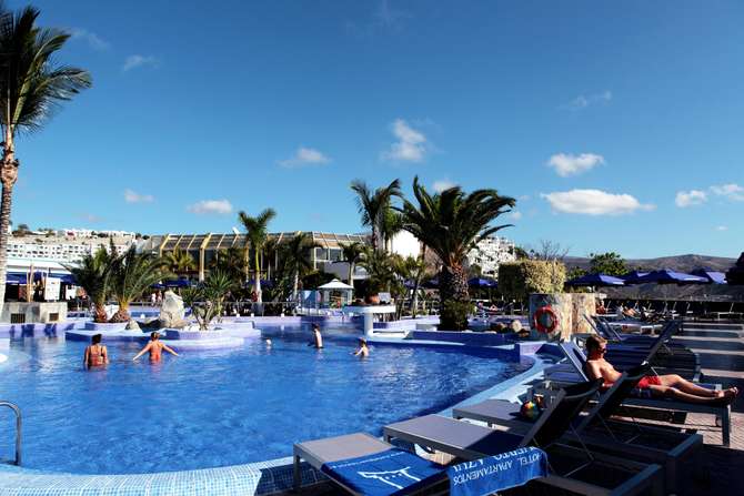 vakantie-naar-Servatur Puerto Azul-mei 2025