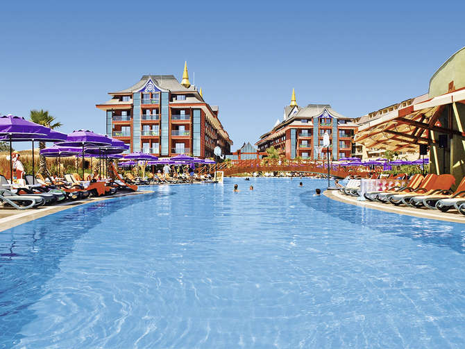 vakantie-naar-Siam Elegance Hotel Spa-mei 2024