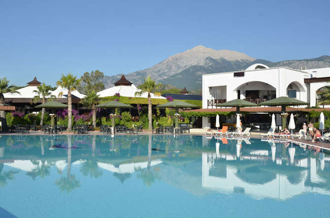 vakantie-naar-Simena Sun Club-mei 2025