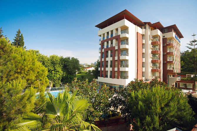 vakantie-naar-Sirma Hotel-juni 2025