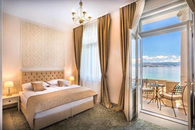 vakantie-naar-Smart Selection Hotel Mediteran-april 2024