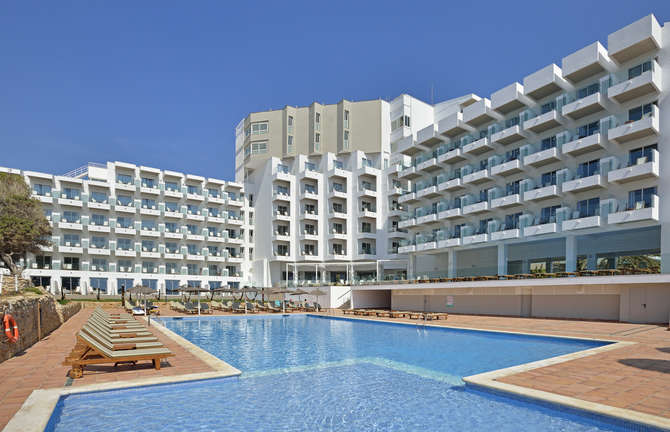 vakantie-naar-Sol Beach House Ibiza-april 2024