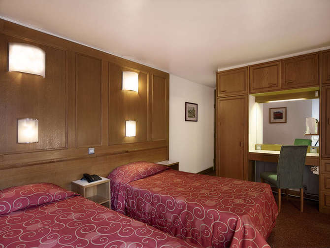 vakantie-naar-St Giles Hotel-mei 2025