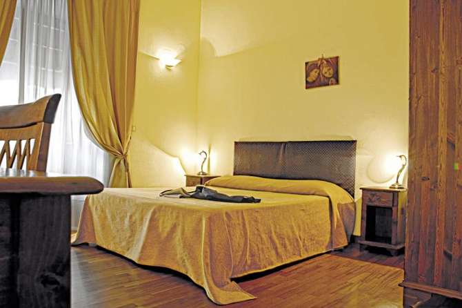 vakantie-naar-Stesicorea Palace Hotel-mei 2025