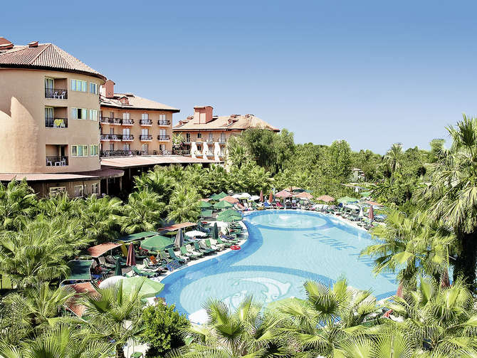 vakantie-naar-Stone Palace Resort-mei 2025