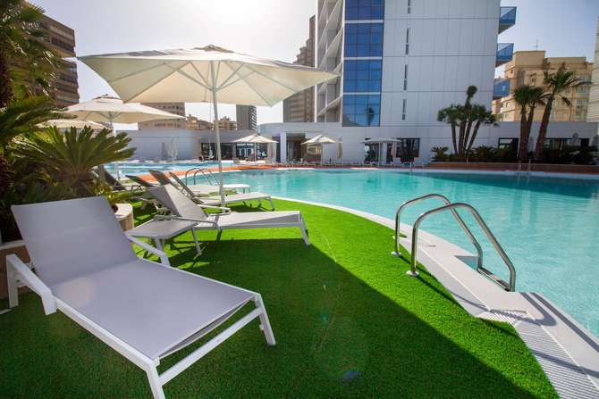 vakantie-naar-Suitopia Sol Y Mar Suites Hotel-mei 2025