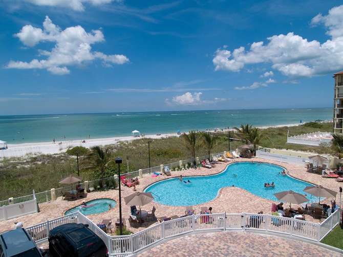 vakantie-naar-Sunset Vistas Beachfront Suites-mei 2025