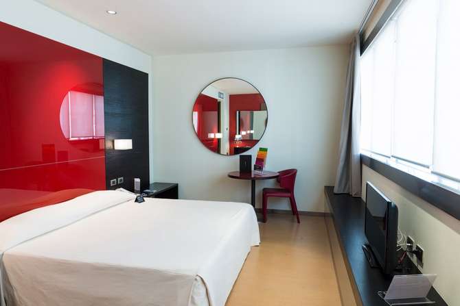 vakantie-naar-T Hotel-mei 2025
