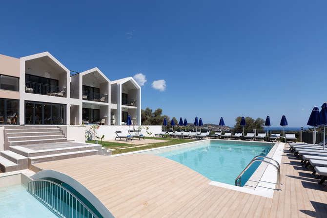 vakantie-naar-T Hotel Premium Suites-mei 2025