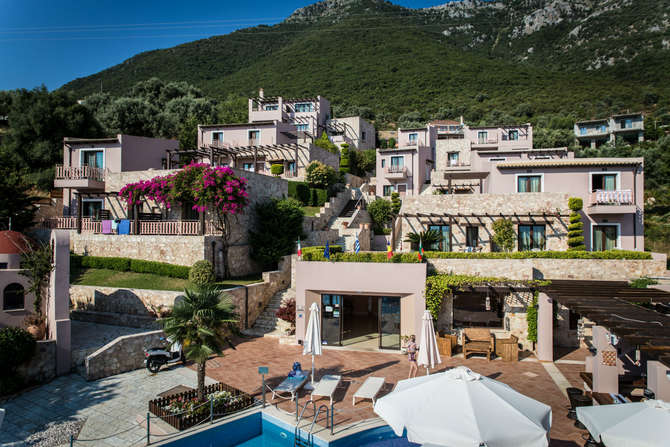 vakantie-naar-Tesoro Hotel-mei 2025