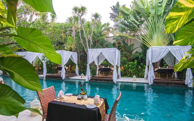 vakantie-naar-The Elysian Boutique Villa Hotel-augustus 2025