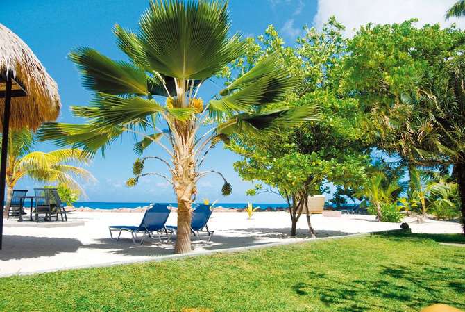 vakantie-naar-The Islander Hotel-mei 2025