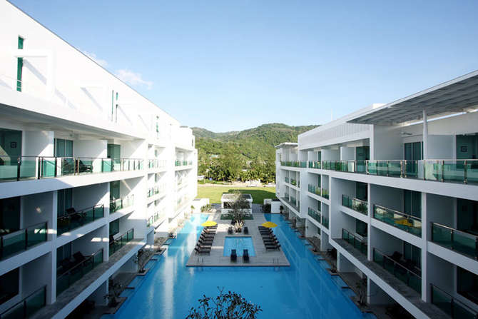 vakantie-naar-The Old Phuket Karon Beach Resort-mei 2025