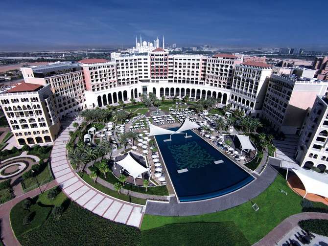 vakantie-naar-The Ritz Carlton Abu Dhabi Grand Canal-mei 2024