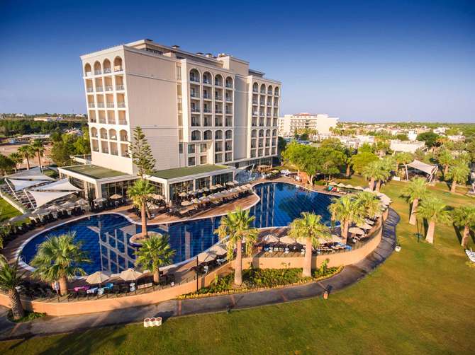 vakantie-naar-The Roxy Luxury Moon-mei 2025