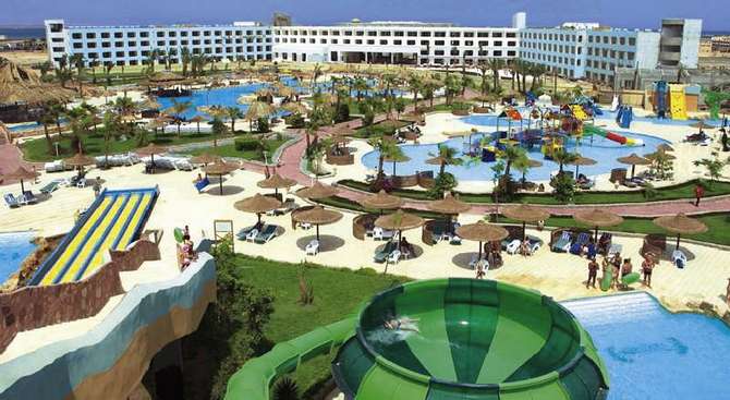 vakantie-naar-Titanic Aqua Park Resort-juni 2025