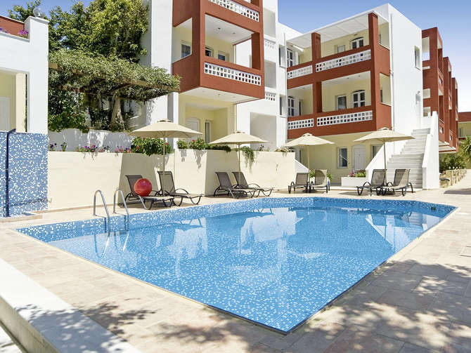 vakantie-naar-Troulis Aparthotel-mei 2025