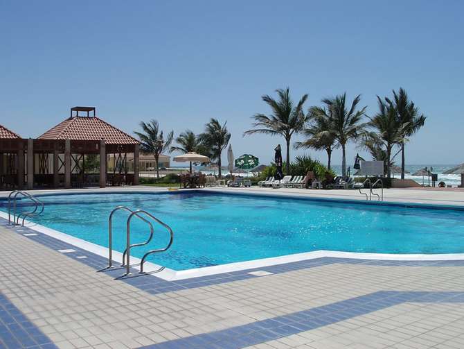 vakantie-naar-Umm Al Quwain Beach Hotel-mei 2025
