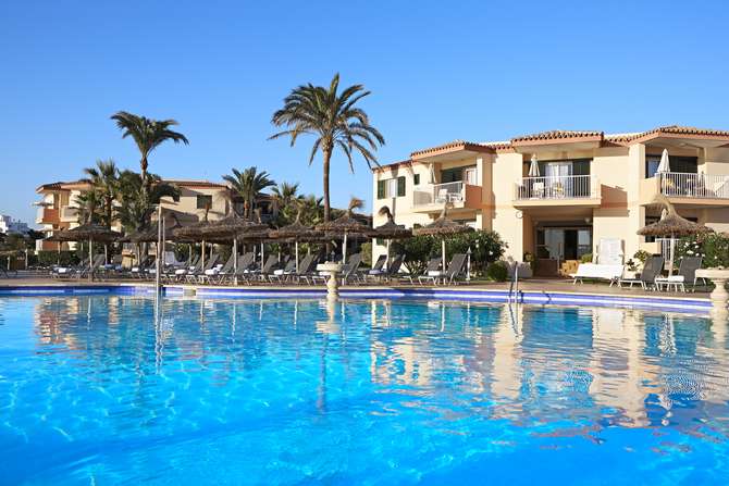 vakantie-naar-Universal Hotel Don Leon-mei 2025