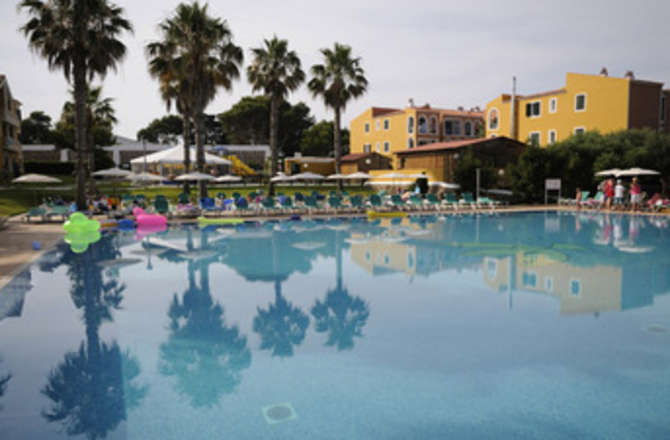 vakantie-naar-Vacances Menorca Resort-mei 2025
