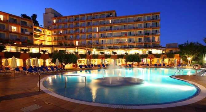 vakantie-naar-Valentin Park Club Hotel Appartementen-mei 2025