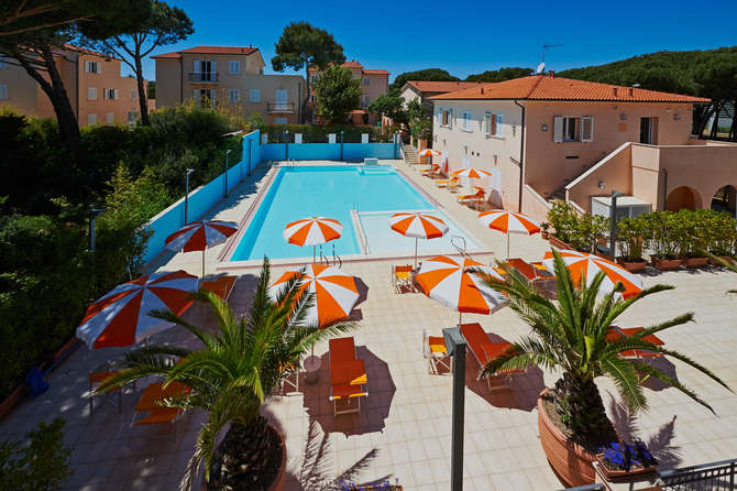 vakantie-naar-Varo Village Hotel-mei 2025