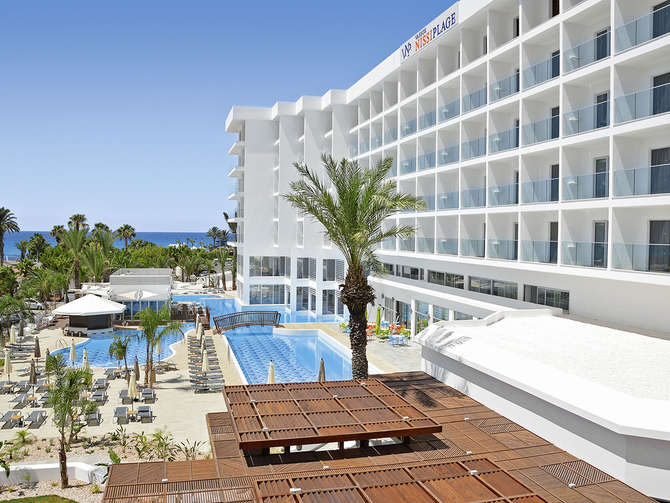 vakantie-naar-Vassos Nissi Plage Hotel-mei 2025