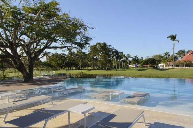vakantie-naar-Vh Atmosphere Resort Beach Club-mei 2025