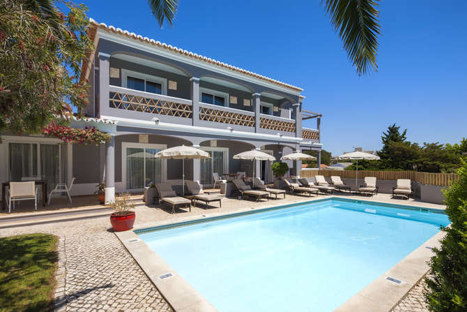 vakantie-naar-Villa Doris Suites-mei 2025