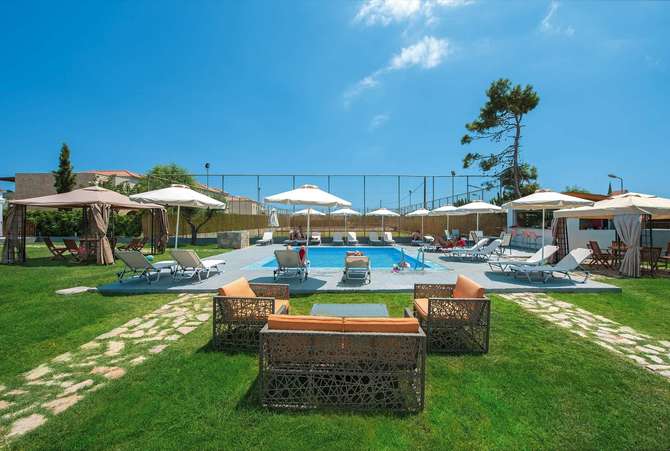 vakantie-naar-Villa Mare By Delfinia Resort-april 2024