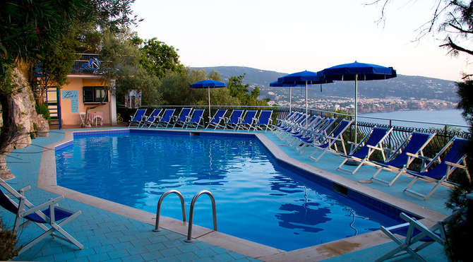 vakantie-naar-Villaggio Baia Serena-mei 2025