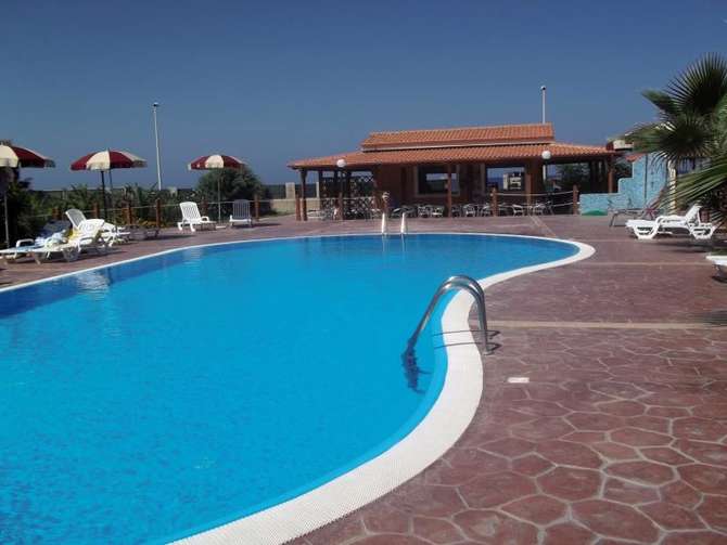 vakantie-naar-Villaggio Camping Baia Di Zambrone-mei 2025