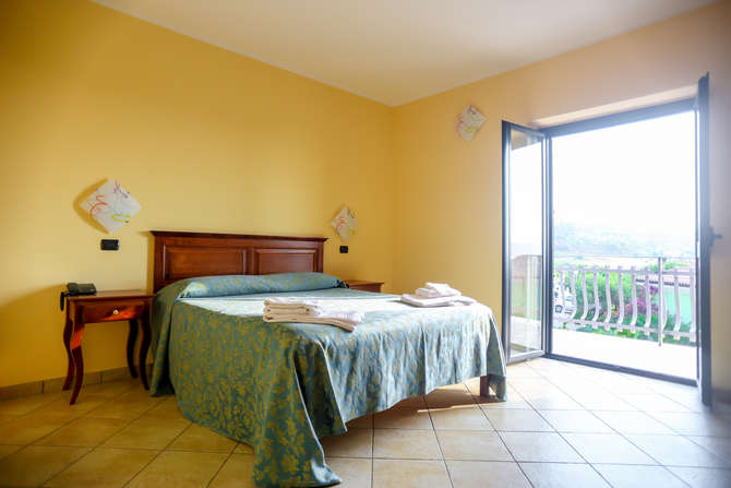 vakantie-naar-Villaggio Hotel Lido San Giuseppe-april 2024