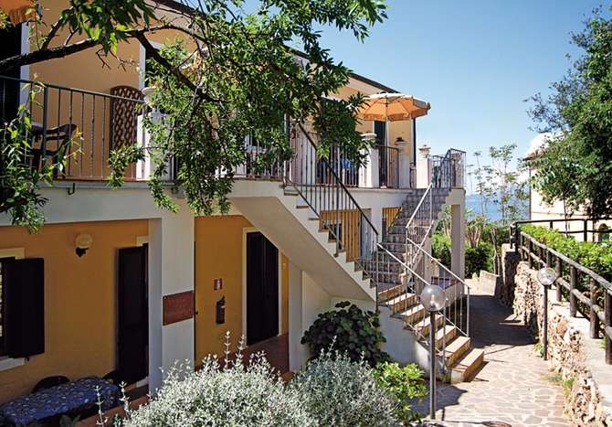 vakantie-naar-Villaggio Turistico Innamorata-mei 2024