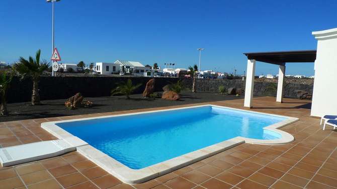 vakantie-naar-Villas Coral Deluxe-mei 2025