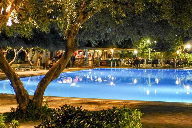vakantie-naar-Villea Village Resort-mei 2025