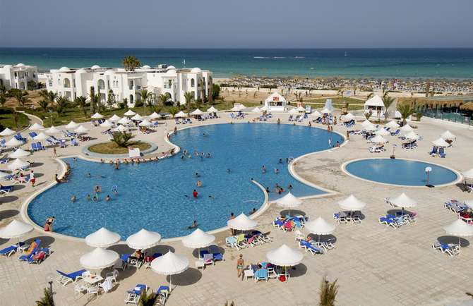 vakantie-naar-Vincci Helios Beach-mei 2025