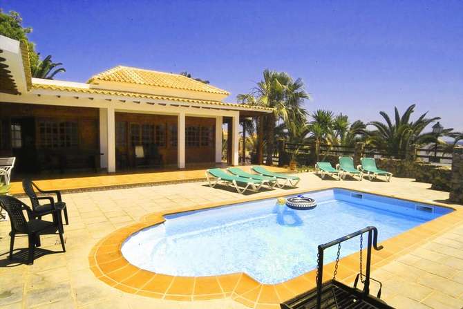 vakantie-naar-Vip Villas Caleta Dorada-mei 2025