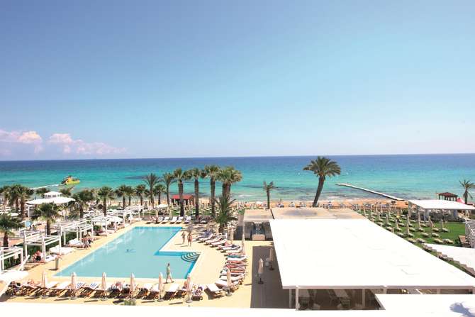 vakantie-naar-Vrissiana Beach Hotel-mei 2025