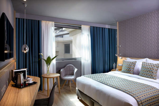 vakantie-naar-Wyndham Grand Athens-mei 2025